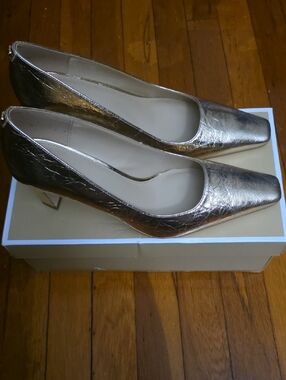 MICHAEL Michael Kors Metallic Crushed Leather Gold Pointed Toe Low Heel Pumps